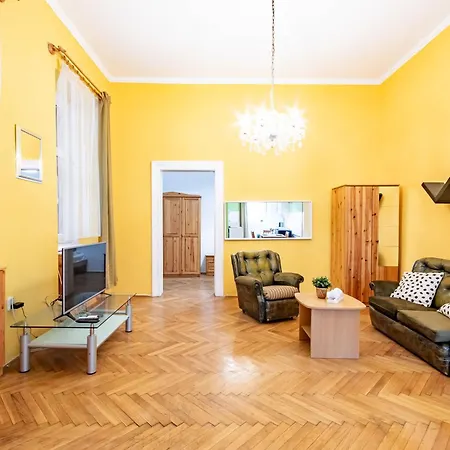 Apartment - Large - Simple Budapest