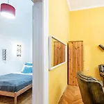 - Large - Simple Appartement *