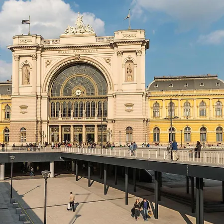 - Large - Simple * 부다페스트